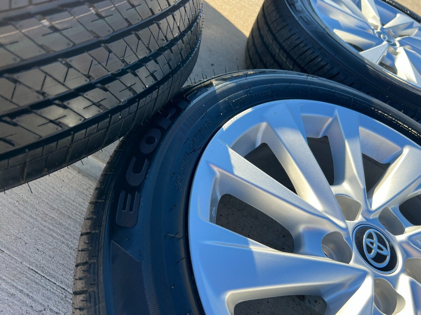 17" Toyota Camry Avalon OEM wheels rims 69137 96992 CHR 2022 2023 2024 2025 NEW