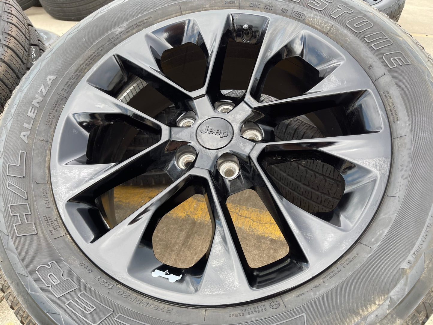 20" Jeep Wrangler HIGH ALTITUDE 9262 96902 OEM wheels rims Gladiator BRIDGESTONE