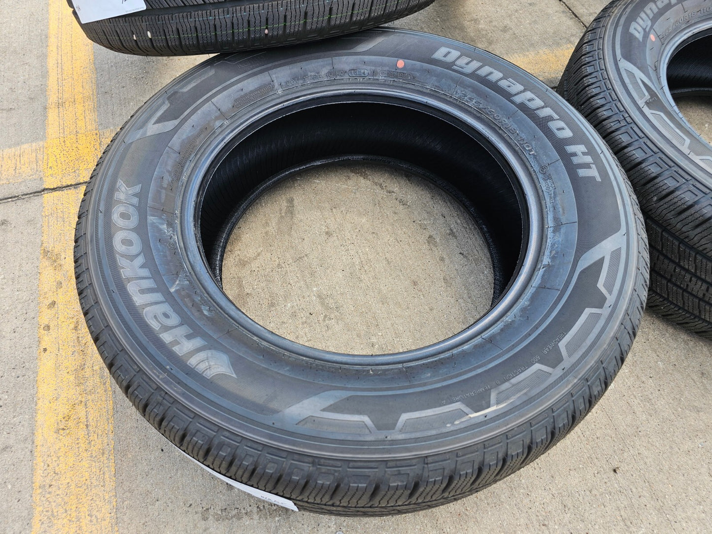 (4) 265/60/18 Hankook Dynapro H/T tires NEW TAKE OFFS!