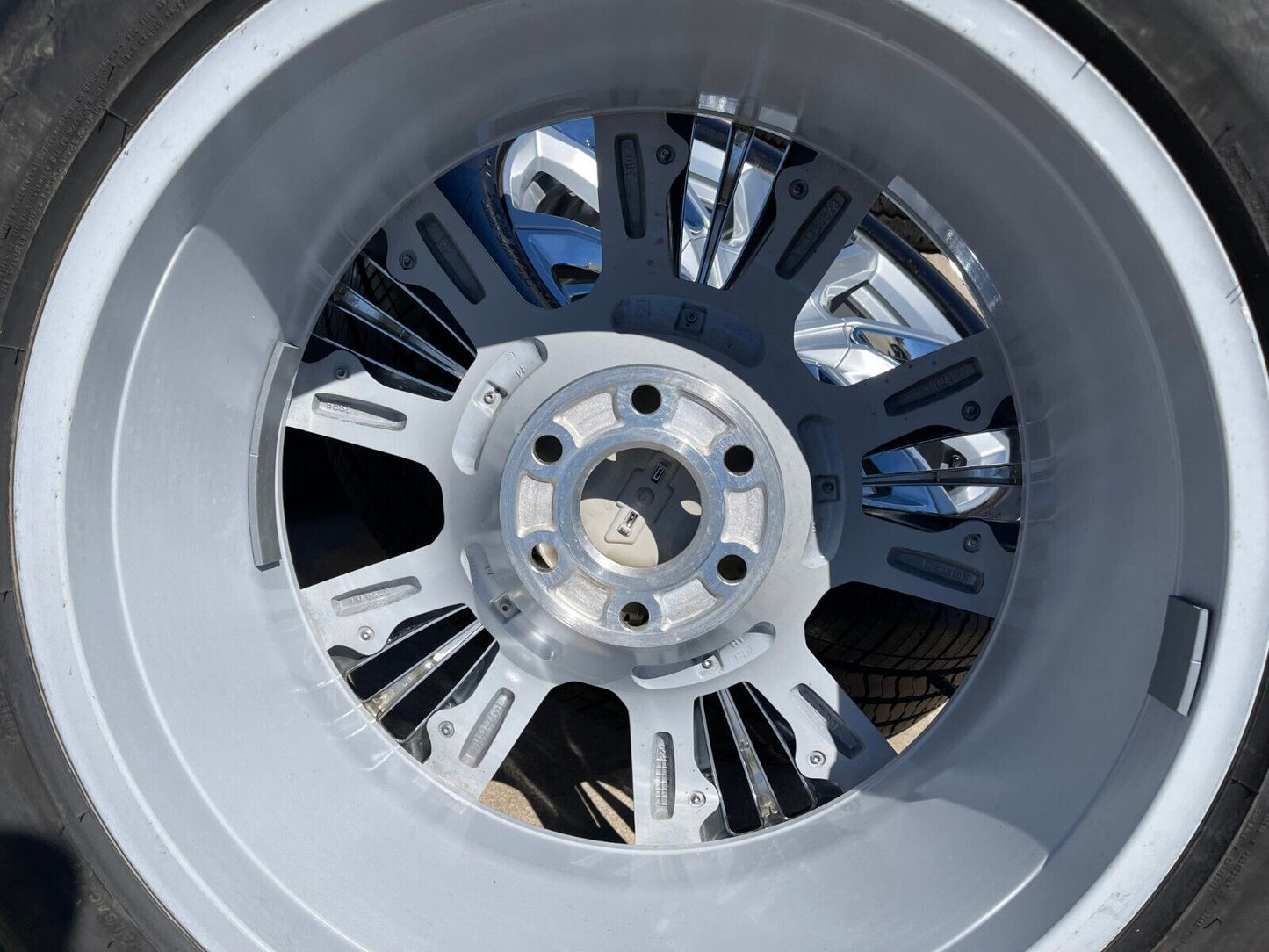 22" Chevy Tahoe RST OEM wheels rims 96951 Silverado Suburban 2023 2024 2025 NEW