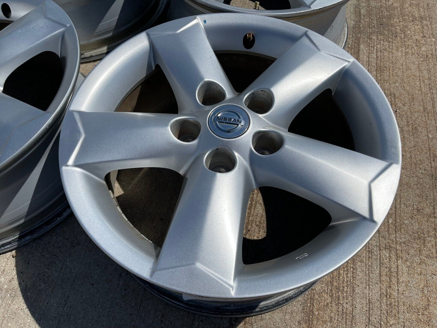 16" Nissan Rogue Murano Pathfinder Maxima 62538 OEM wheels rims