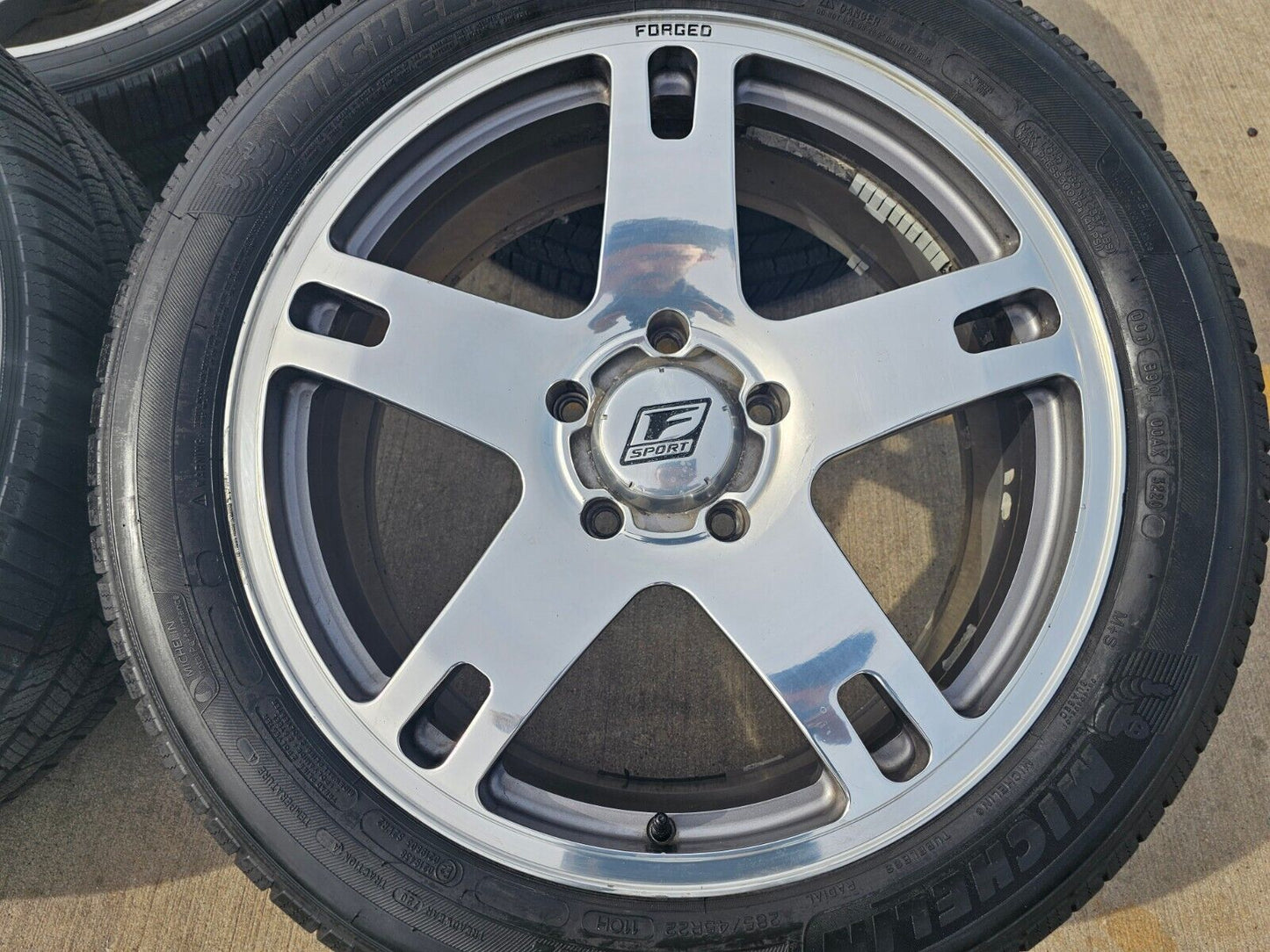 22" Toyota Tundra Sequoia Lexus LX570 F Sport OEM wheels rims 69586 74250