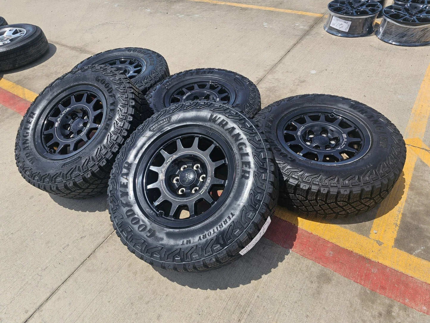 18" AEV SALTA GMC Sierra AT4X Chevy Silverado OEM rims wheels GOODYEAR