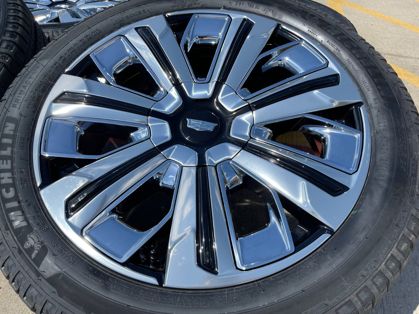 24" Cadillac Escalade IQ PLATINUM EV OEM 8x165 wheels rims Hummer 2500 2025 NEW