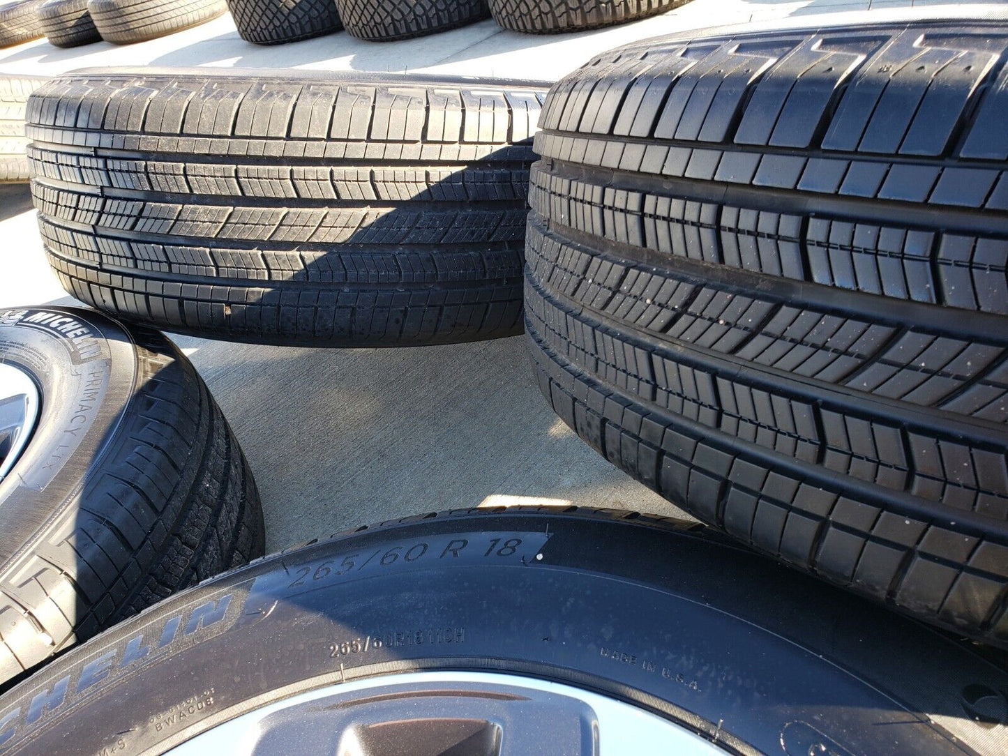 18" Jeep Grand Cherokee L OEM wheels rims 9308 Durango tires MICHELIN