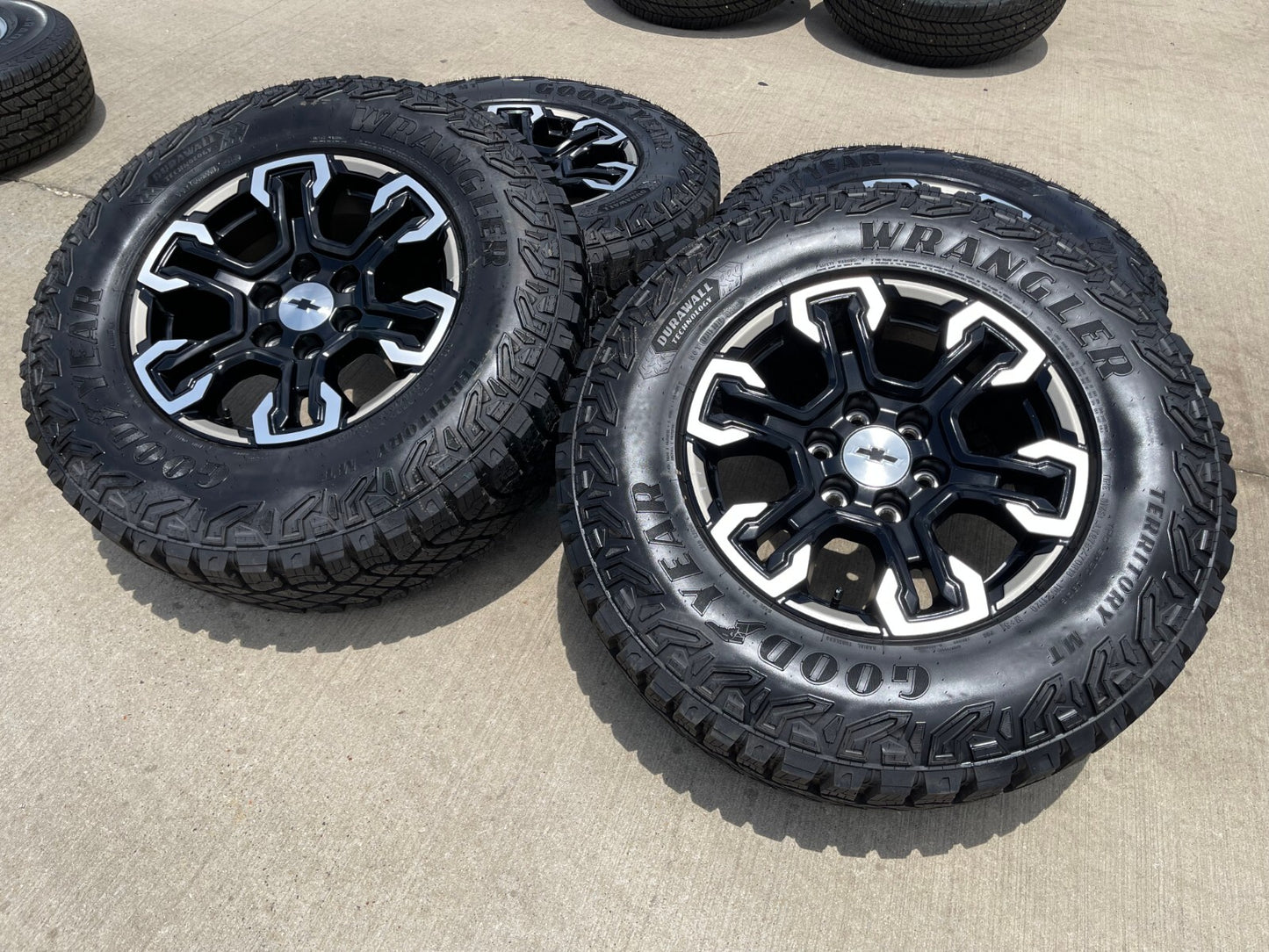 18" Chevy Silverado ZR2 Tahoe GMC Sierra OEM 95415 wheels rims 2025 2026 NEW