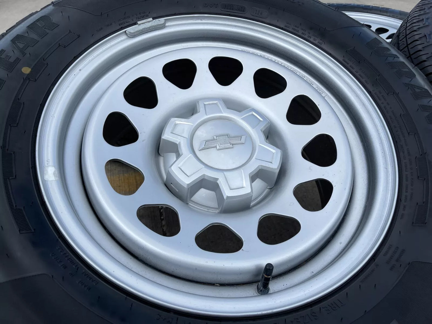 17" Chevy Colorado OEM wheels rims Silverado Suburban 8130 Canyon 2024 2025 NEW