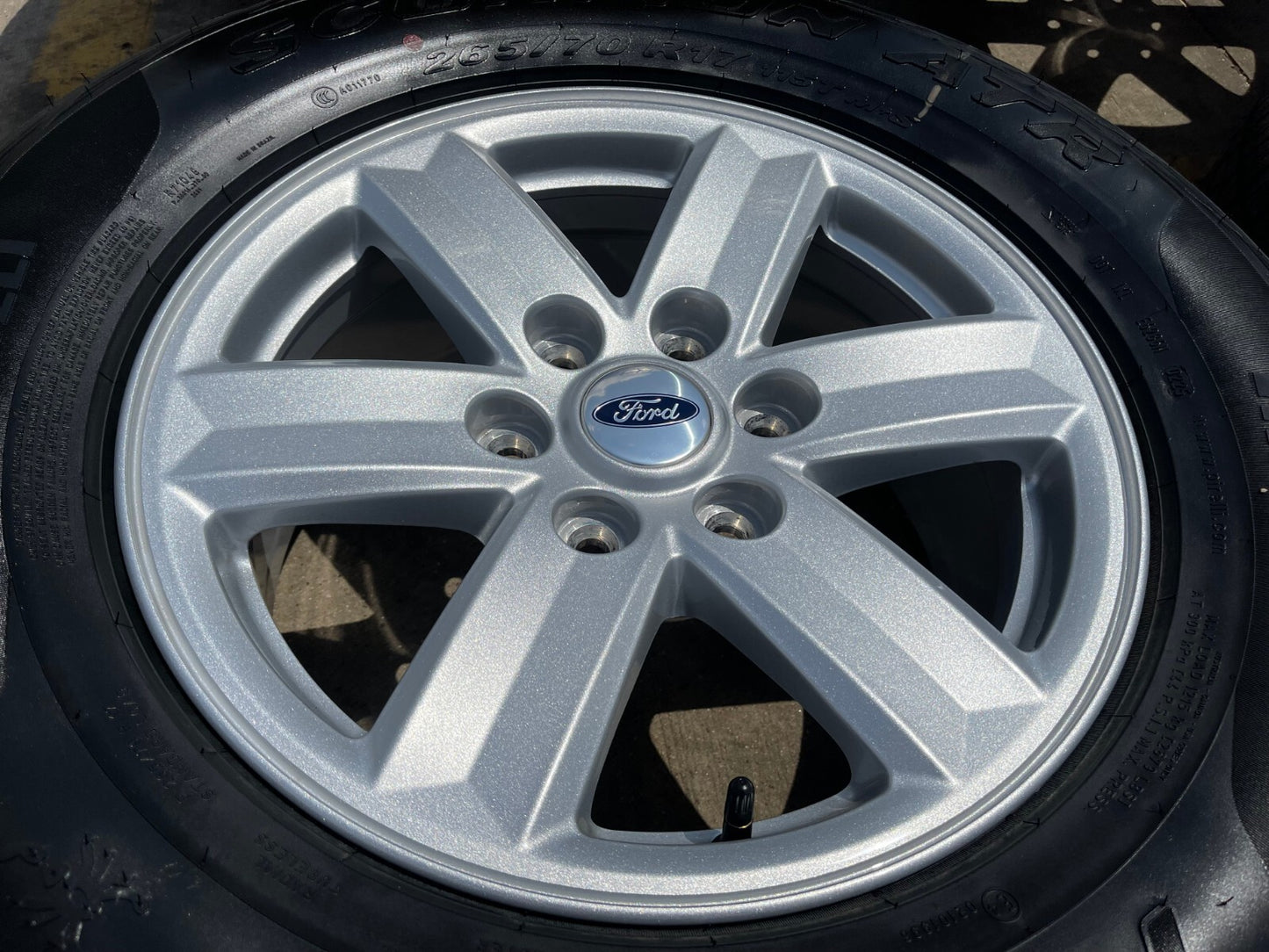 17" Ford F-150 Expedition OEM rims wheels 10339 tires 2024 2025 NEW PIRELLI A/T