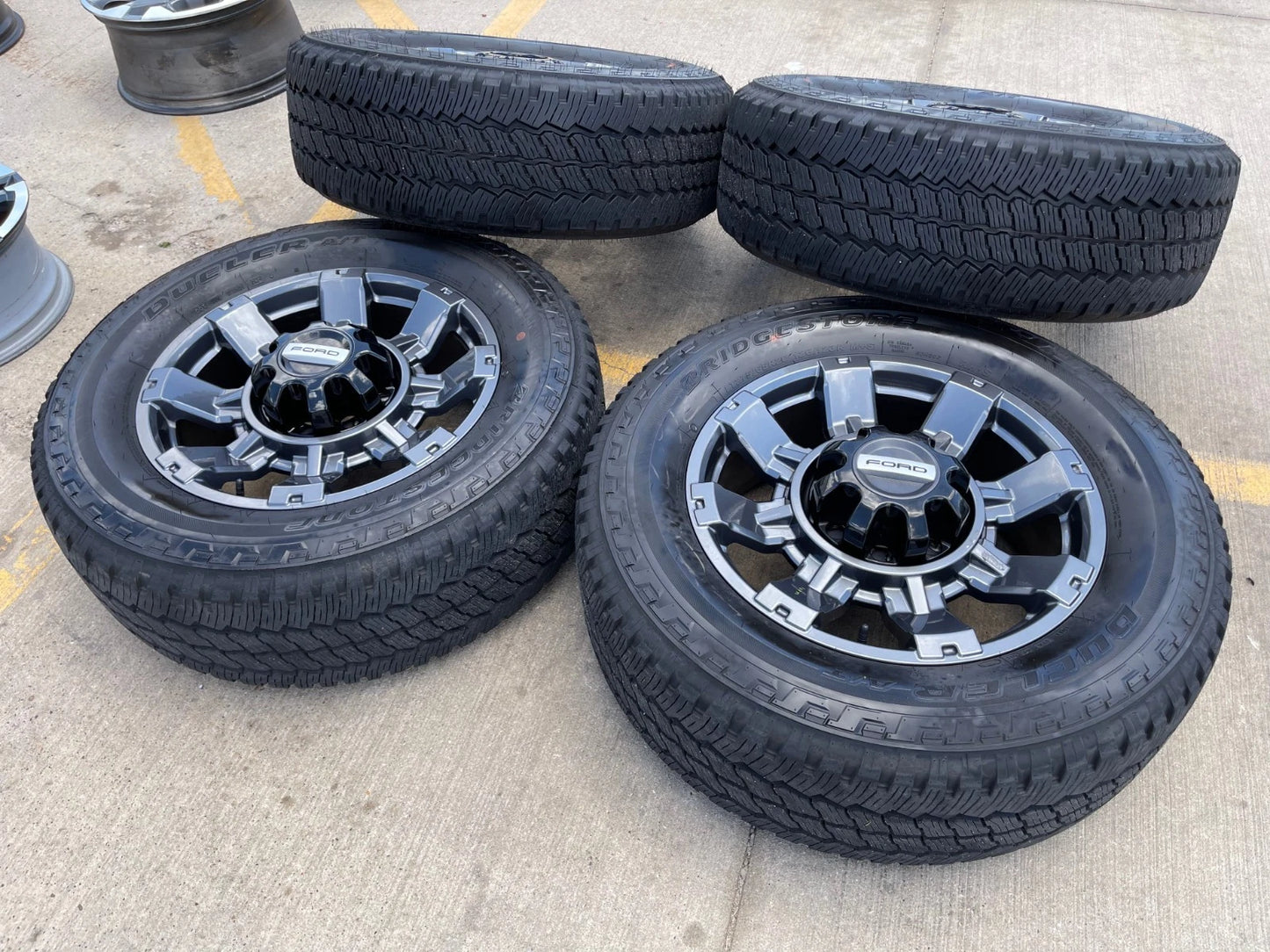 20" Ford F-250 F-350 OEM gray Lariat 10485 10296 wheels rims tires