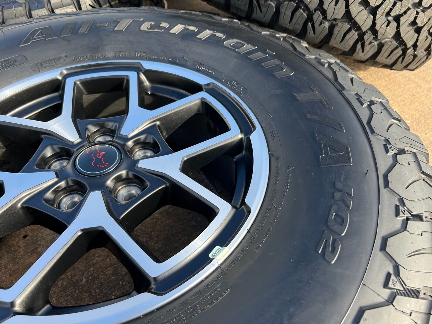 17" Jeep Wrangler Rubicon OEM wheels rims 392 Gladiator tires NEW BFG 37"