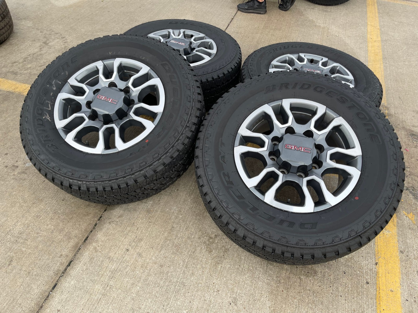 18" GMC Sierra AT4X Chevy Silverado 2500 3500 OEM 5949 wheels rims BRIDGESTONE