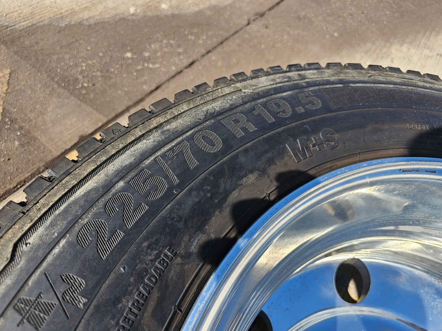 19.5" Ford F-450 Dually F-550 rim tire RAM 4500 OEM 10x225 REAR SPARE