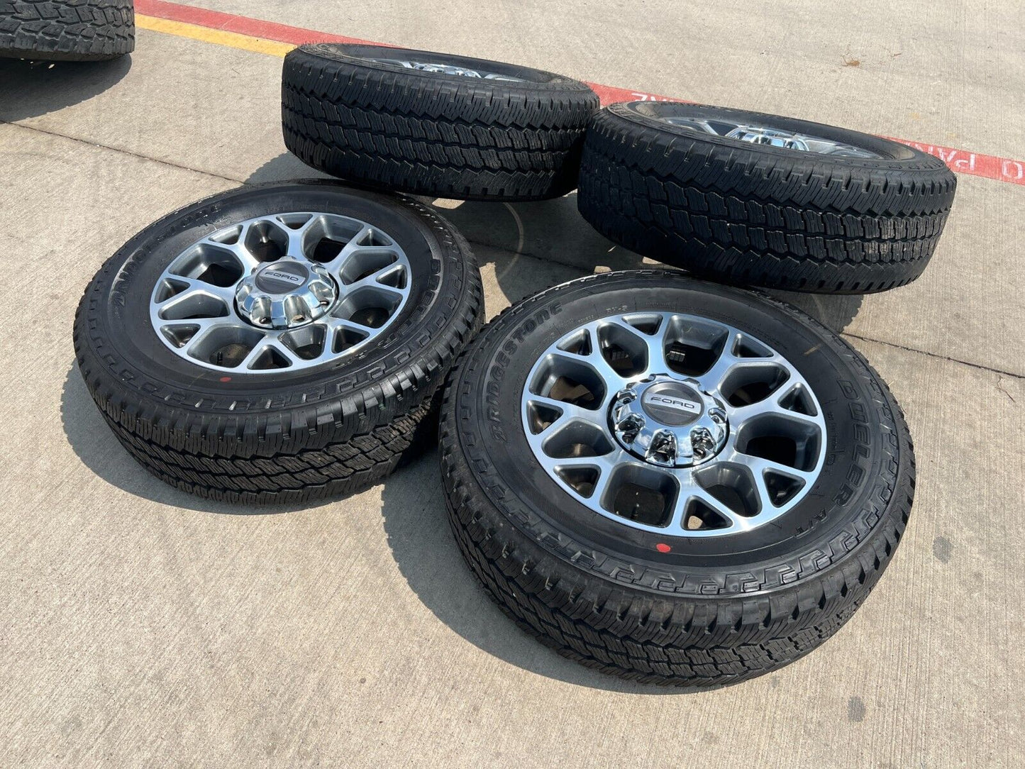 20" Ford F-250 F-350 OEM Lariat wheels rims 10292 tires 2021 2022 2023 2024 NEW