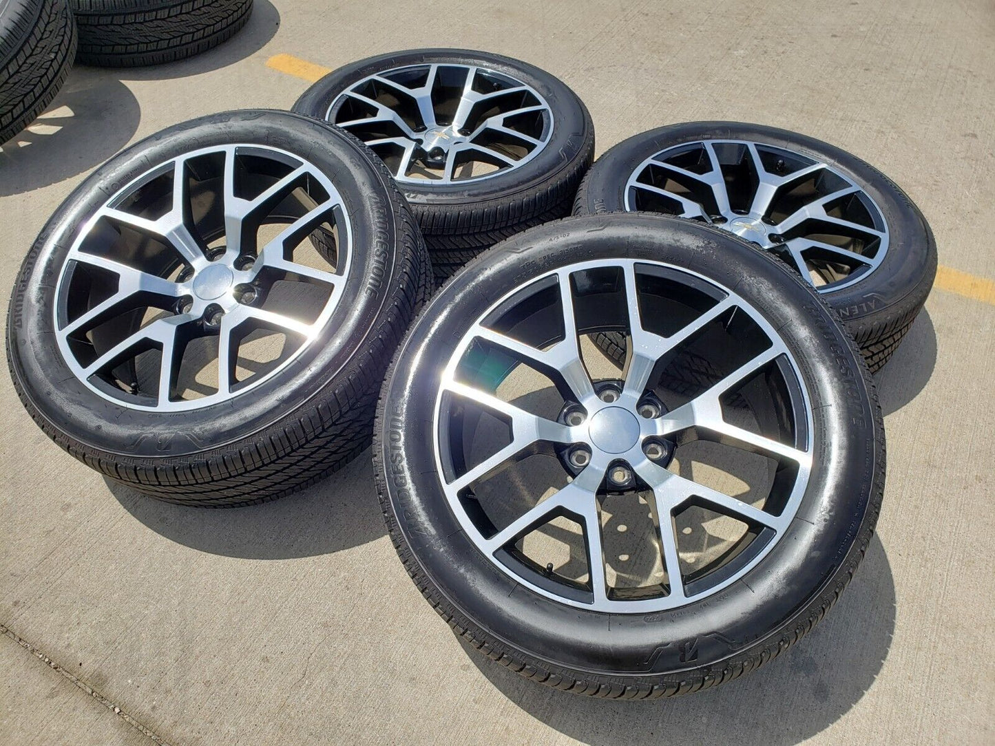 22" GMC Yukon Chevy Tahoe OEM replica wheels rims 5698 tires