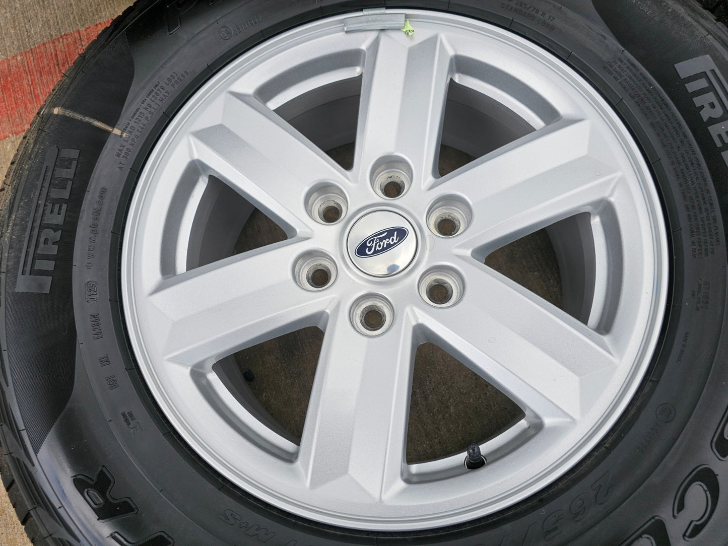 17" Ford F-150 Expedition OEM rims wheels 10339 tires 2024 2025 PIRELLI A/T NEW