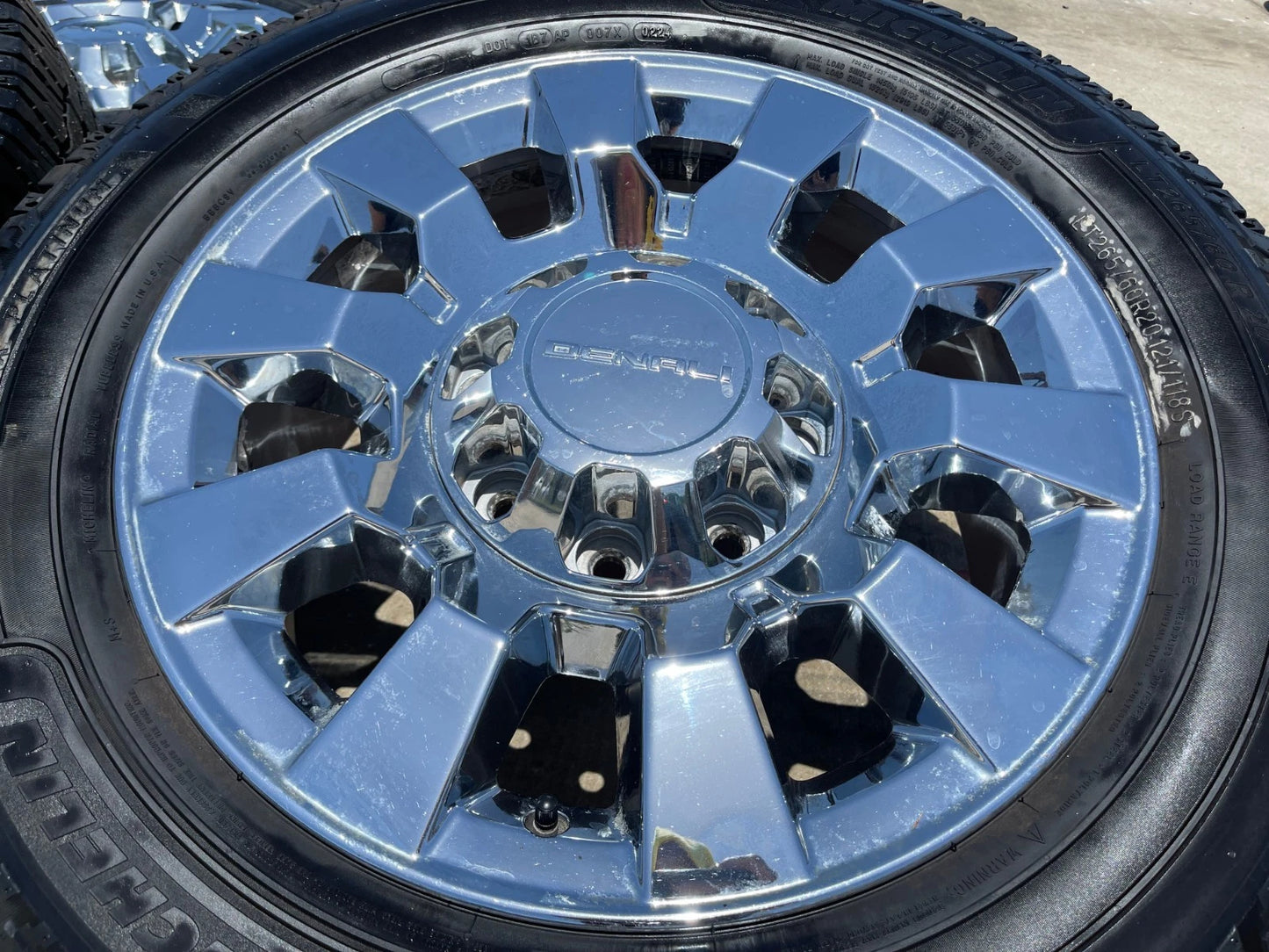 20" GMC Sierra 2500 3500 DENALI OEM 5704 wheels rims tires MICHELIN