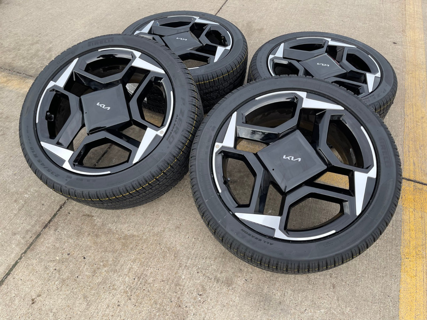 18" Kia K4 K5 OEM wheels rims tires Sonata Stinger Forte Optima 2025 2026 NEW