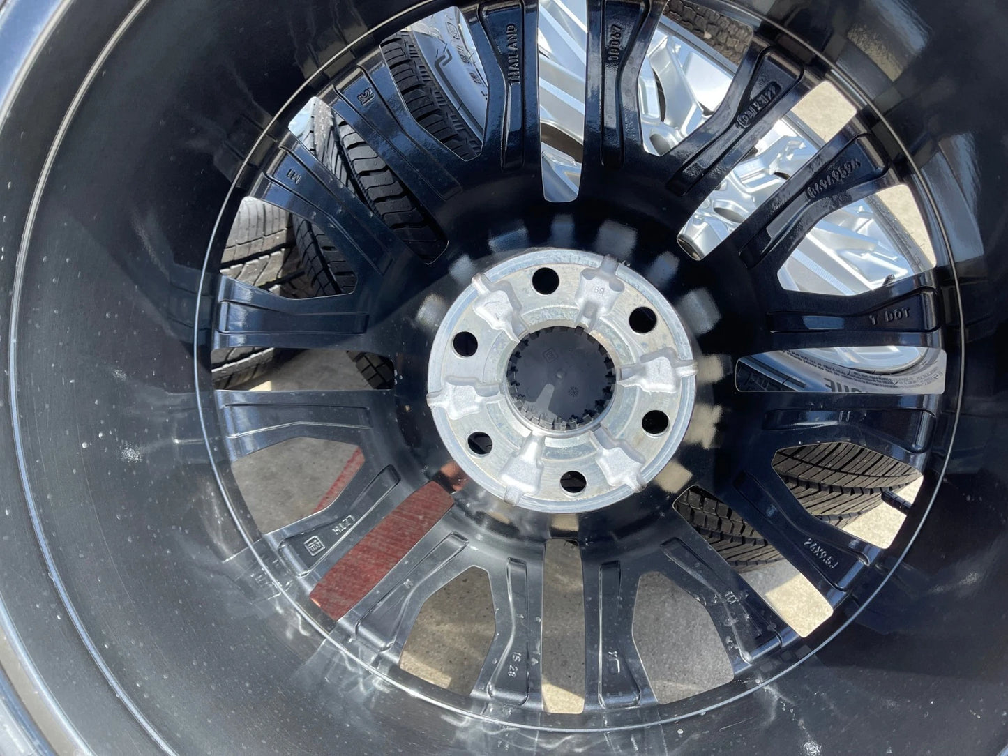 24" Chevy Tahoe LTZ GMC Yukon Sierra Denali OEM wheels rims tires 2025 2026 NEW