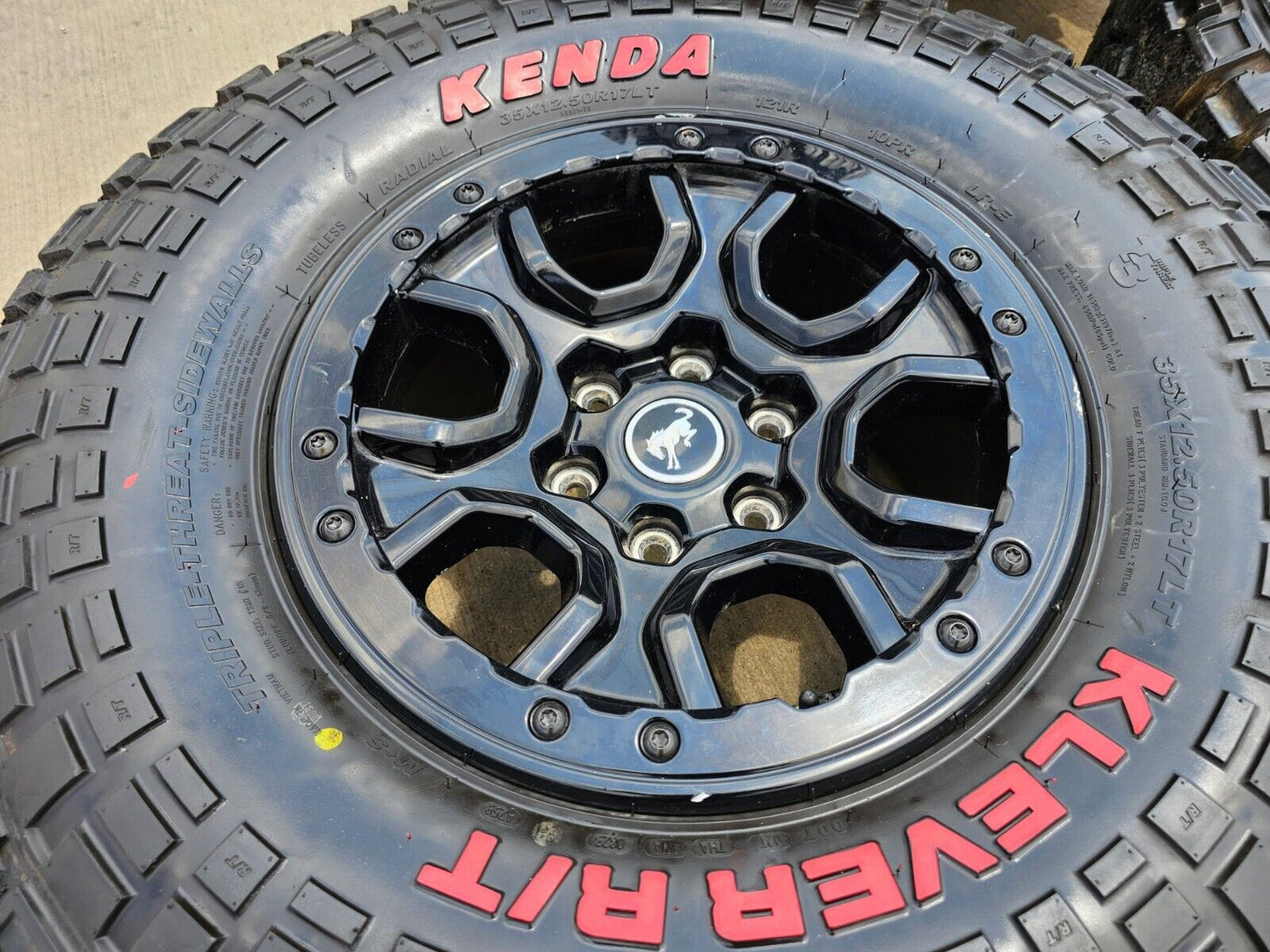 17" Ford Bronco HERITAGE SASQUATCH wheels rims BEADLOCK 10388 KENDA 35"