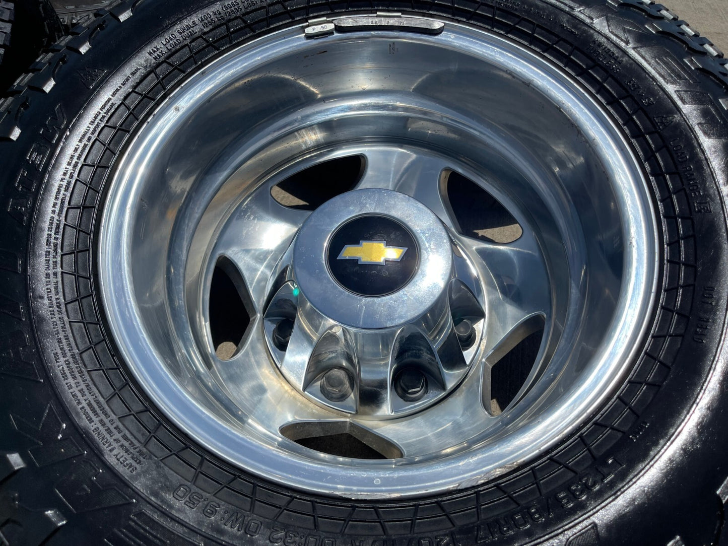 17" Chevy Silverado GMC Sierra 3500 Dually rims wheels OEM 5519 5520 8094