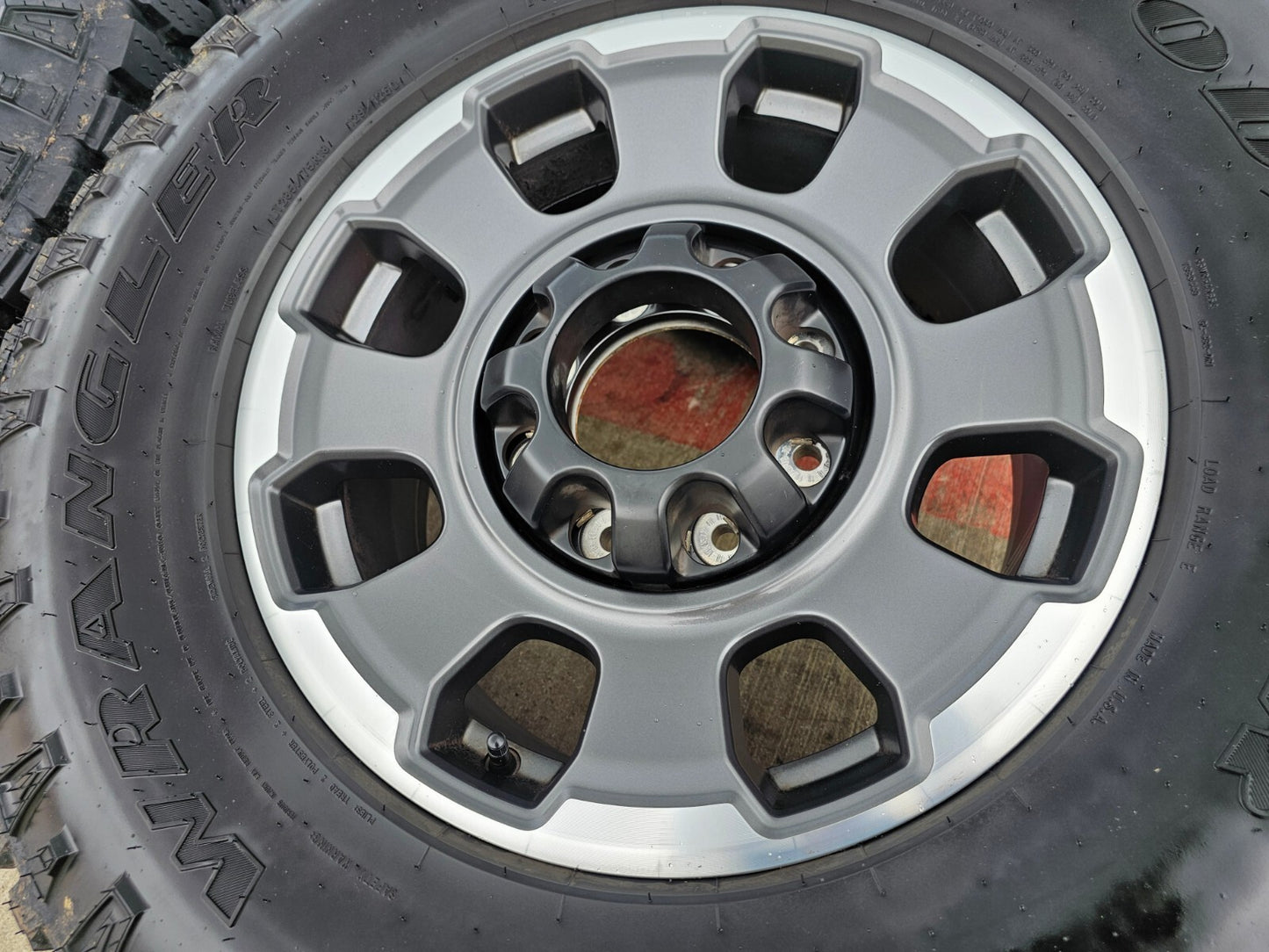 18" Ford F-250 F-350 OEM TREMOR 10482 rims wheels tires 35" GOODYEAR DURATRAC