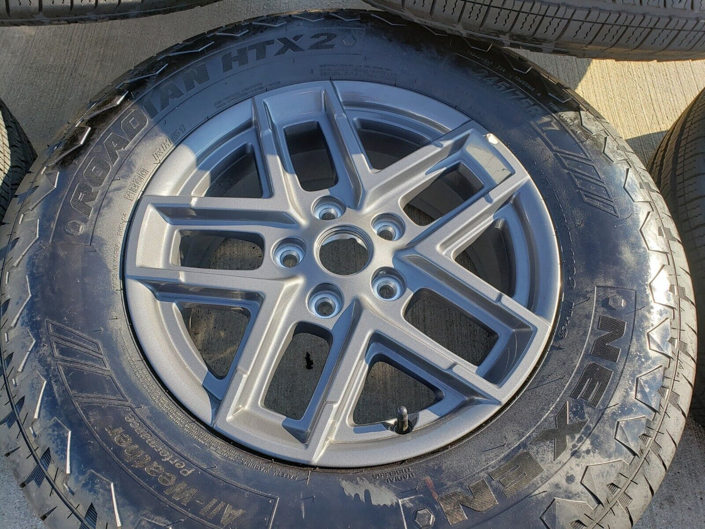 17" Jeep Wrangler Rubicon Sport OEM wheels rims 51649 Gladiator 2024 2025 NEW