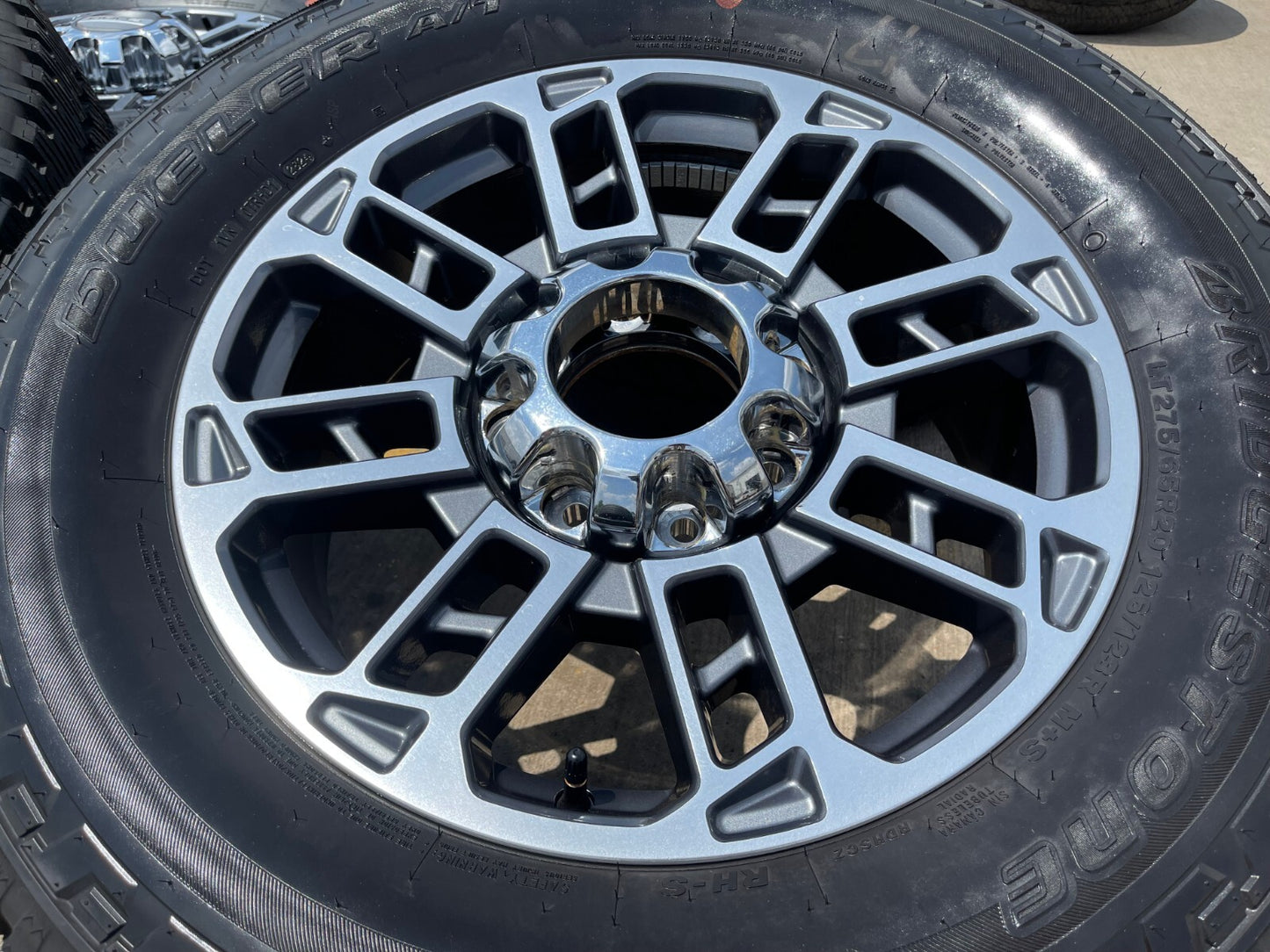 20" Ford F-250 F-350 OEM LIMITED Platinum wheels rims 10302 10483 2024 2025 2026