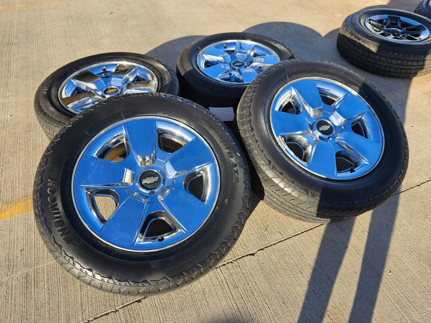 20" Chevy Silverado Tahoe Suburban chrome OEM 5417 wheels rims tires