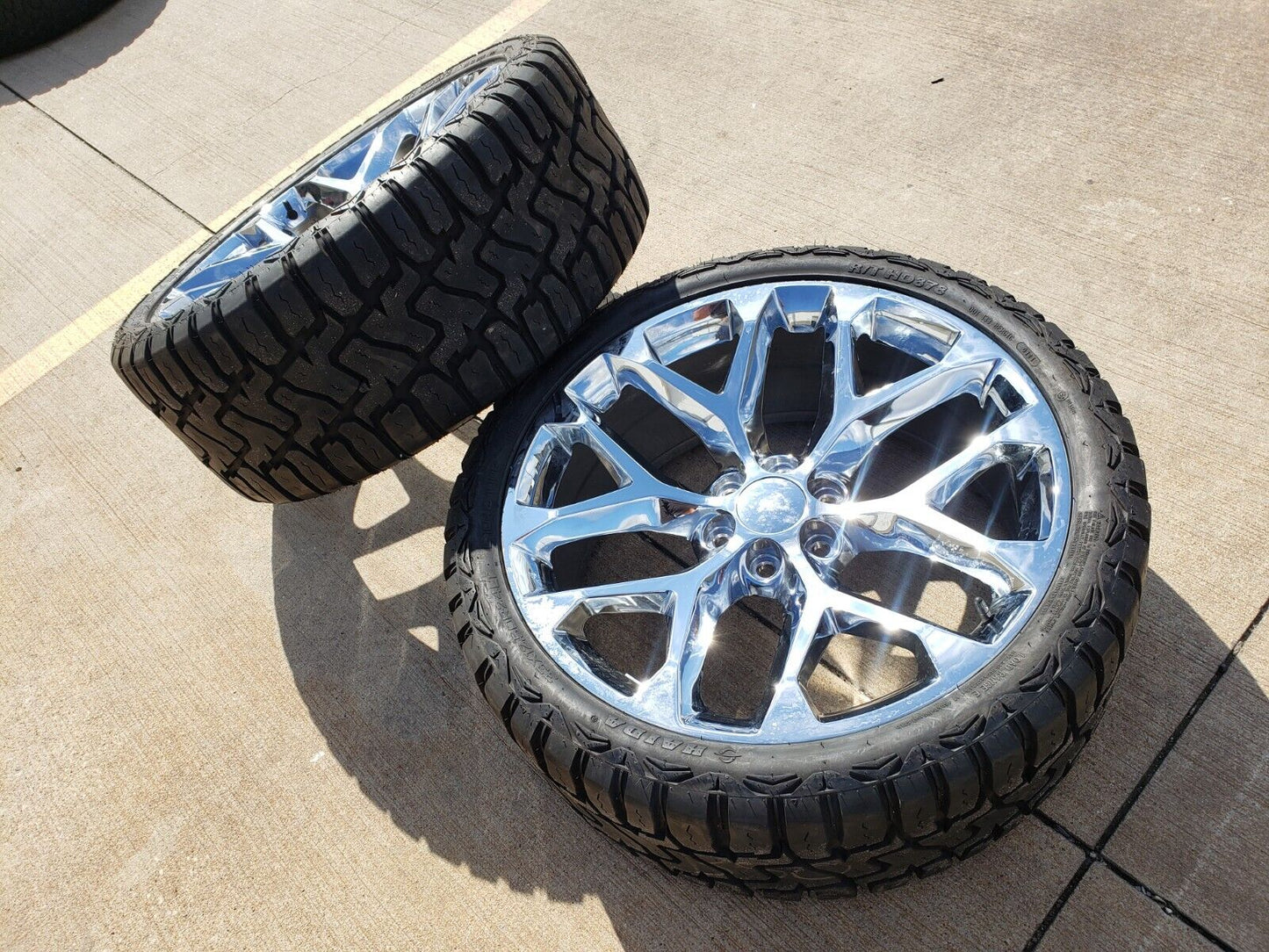 24" GMC Yukon Chevy 1500 Tahoe OEM replica wheel rim 5668 spare 2018 2019 2020