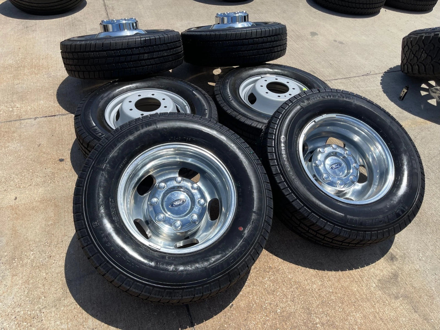 17" Ford F-350 Dually OEM 14077 14078 rims wheels Michelin M/S2 NEW