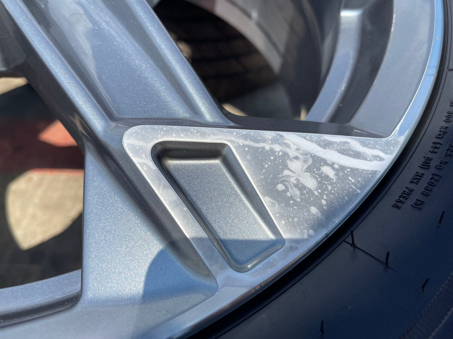 18" Chevy Blazer Traverse GMC Acadia OEM 14083 wheels rims tires NEW