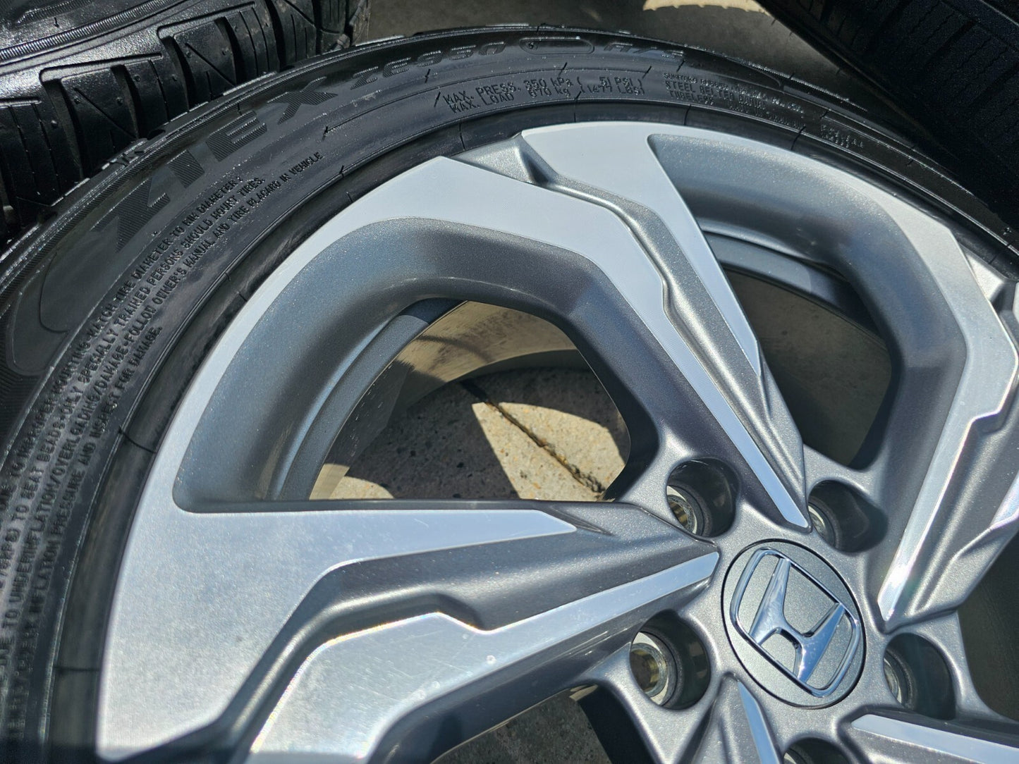 17" Honda Accord OEM wheels rims 64124 Civic HR-V tires
