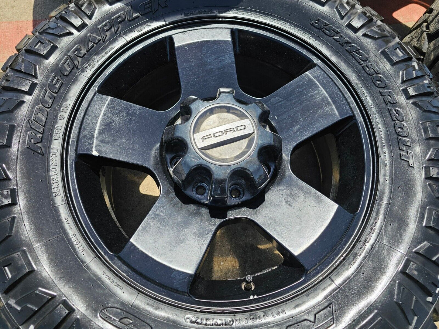 20" Ford F-250 F-350 OEM Lariat 3644 wheels rims NITTO 35"