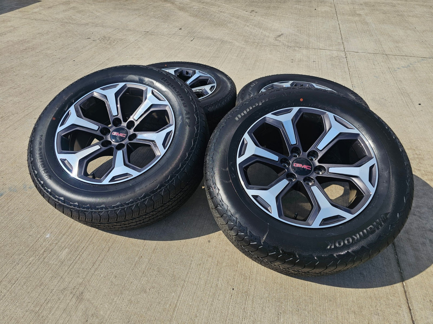 20" GMC Sierra Canyon Chevy Silverado OEM wheels rims 2025 2026 NEW HANKOOK