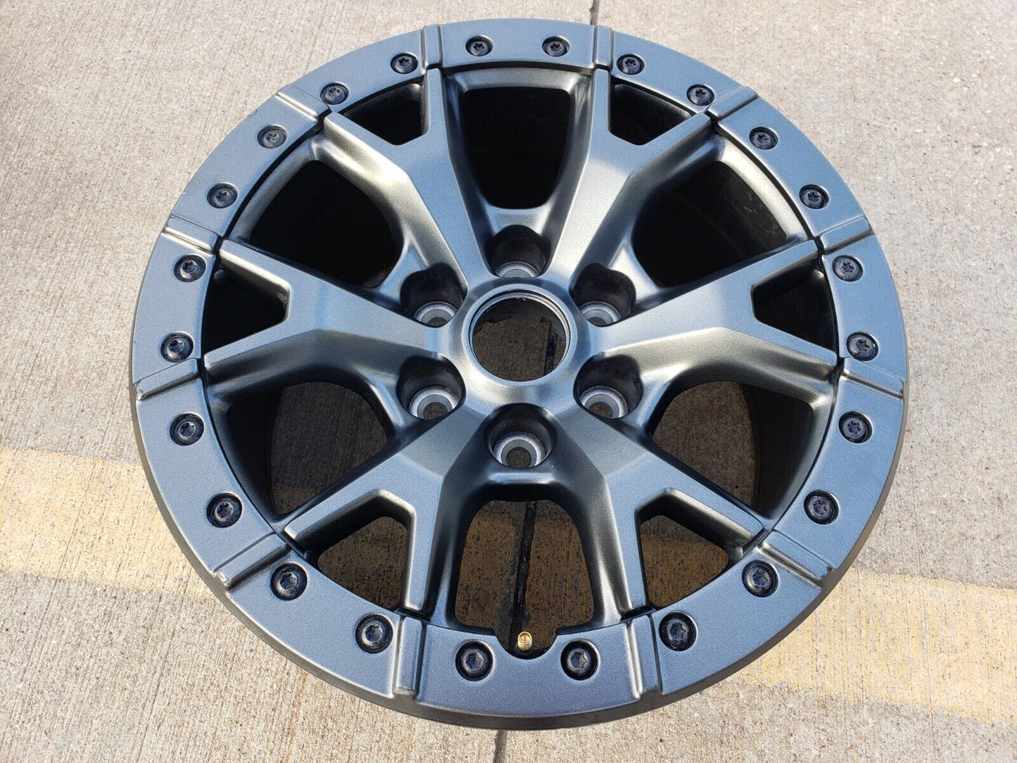 17" Ford F-150 Raptor OEM BEADLOCK rim wheel 10460 spare 2021 2022 2023 2024