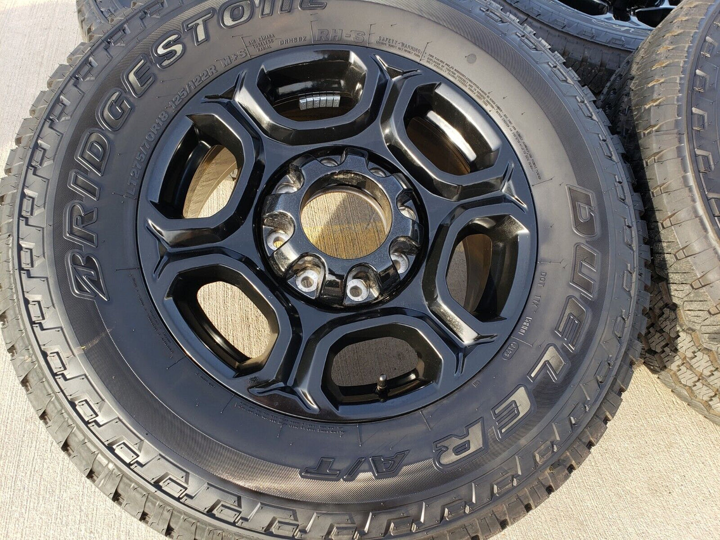 18" Ford F-250 F-350 Lariat FX-4 OEM 10479 black wheels 2023 2024 2025 NEW