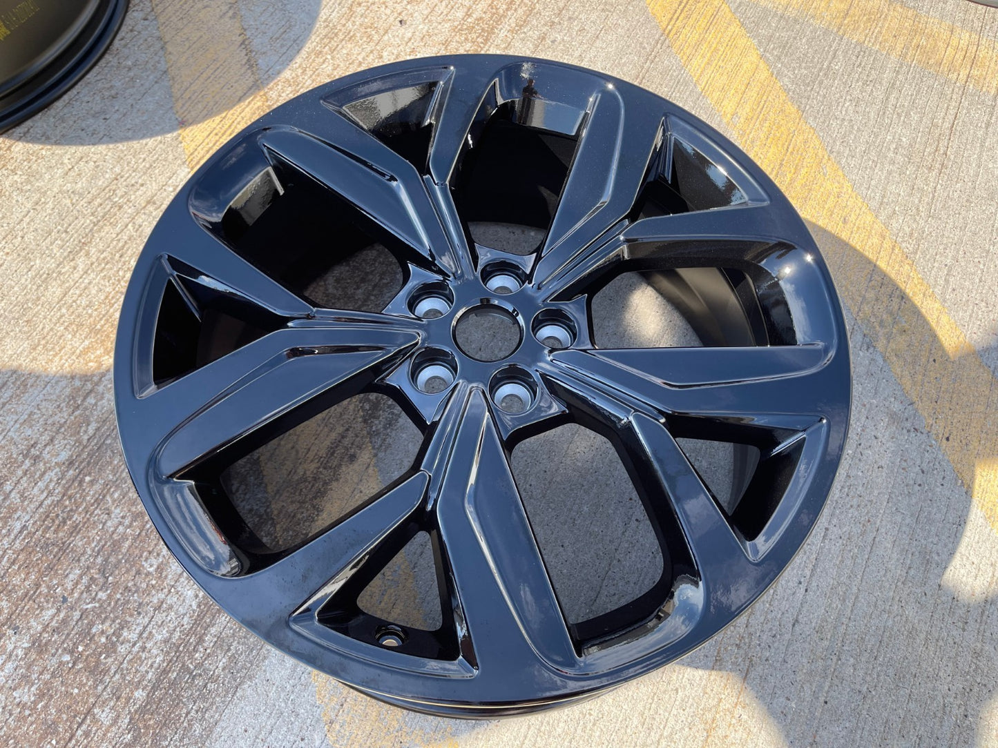 20" 20x8 Jaguar I Pace XF F-Type OEM 5068 wheel rim NEW