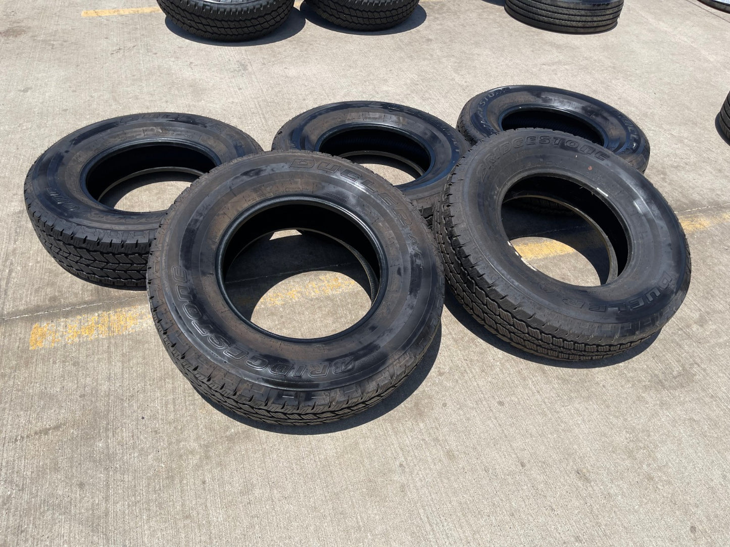 (5) 255/75/17 Bridgestone Dueler A/T tires Jeep Wrangler Ford Bronco