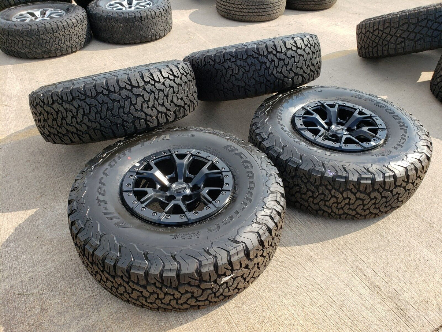 17" Ford F-150 Raptor R OEM BEADLOCK 10460 rims wheels 37" tires BFG NEW