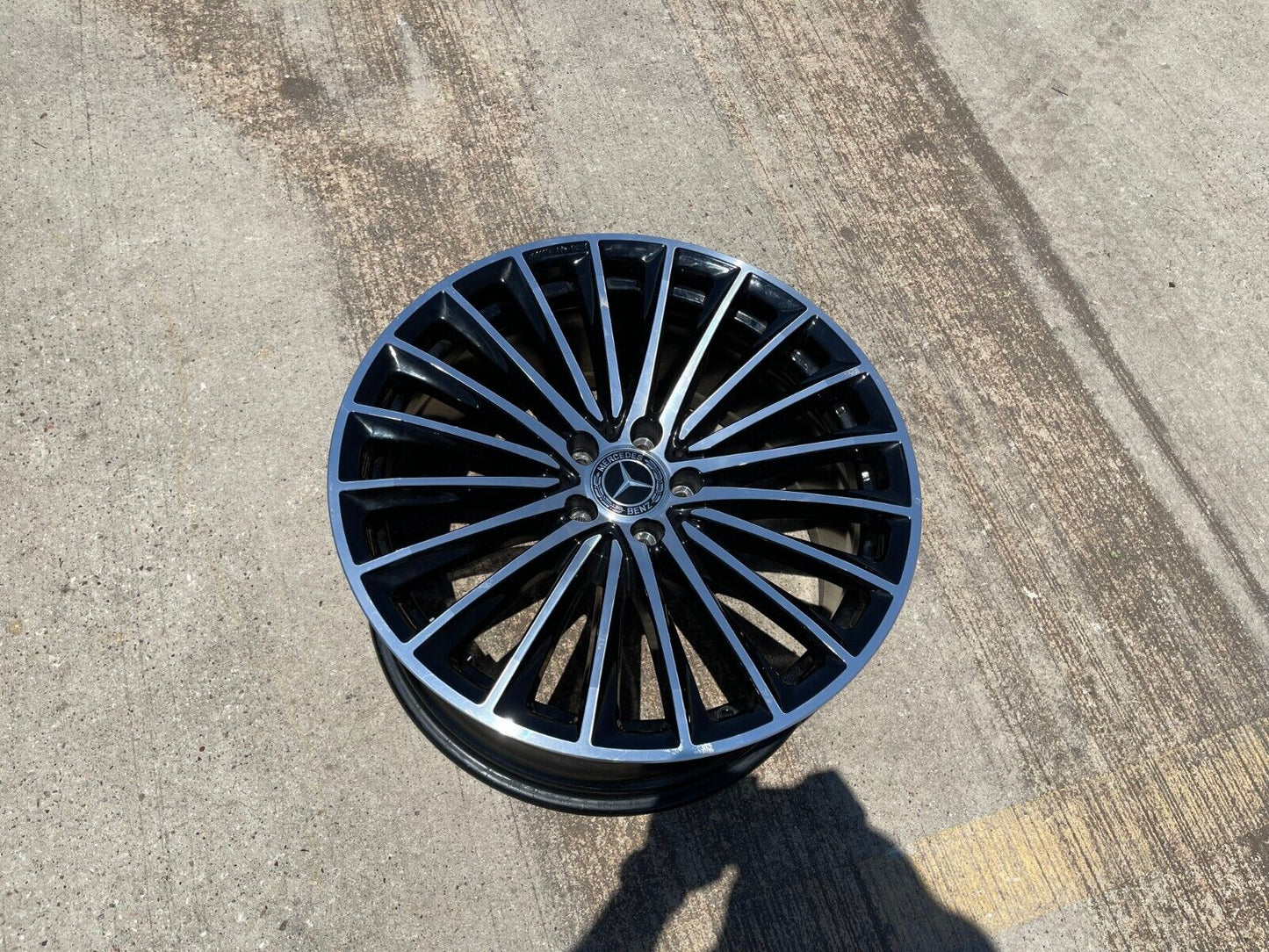 20x9.5 Mercedes GMC300 GLC350 GLC43 AMG OEM spare rear 2023 2024 2025
