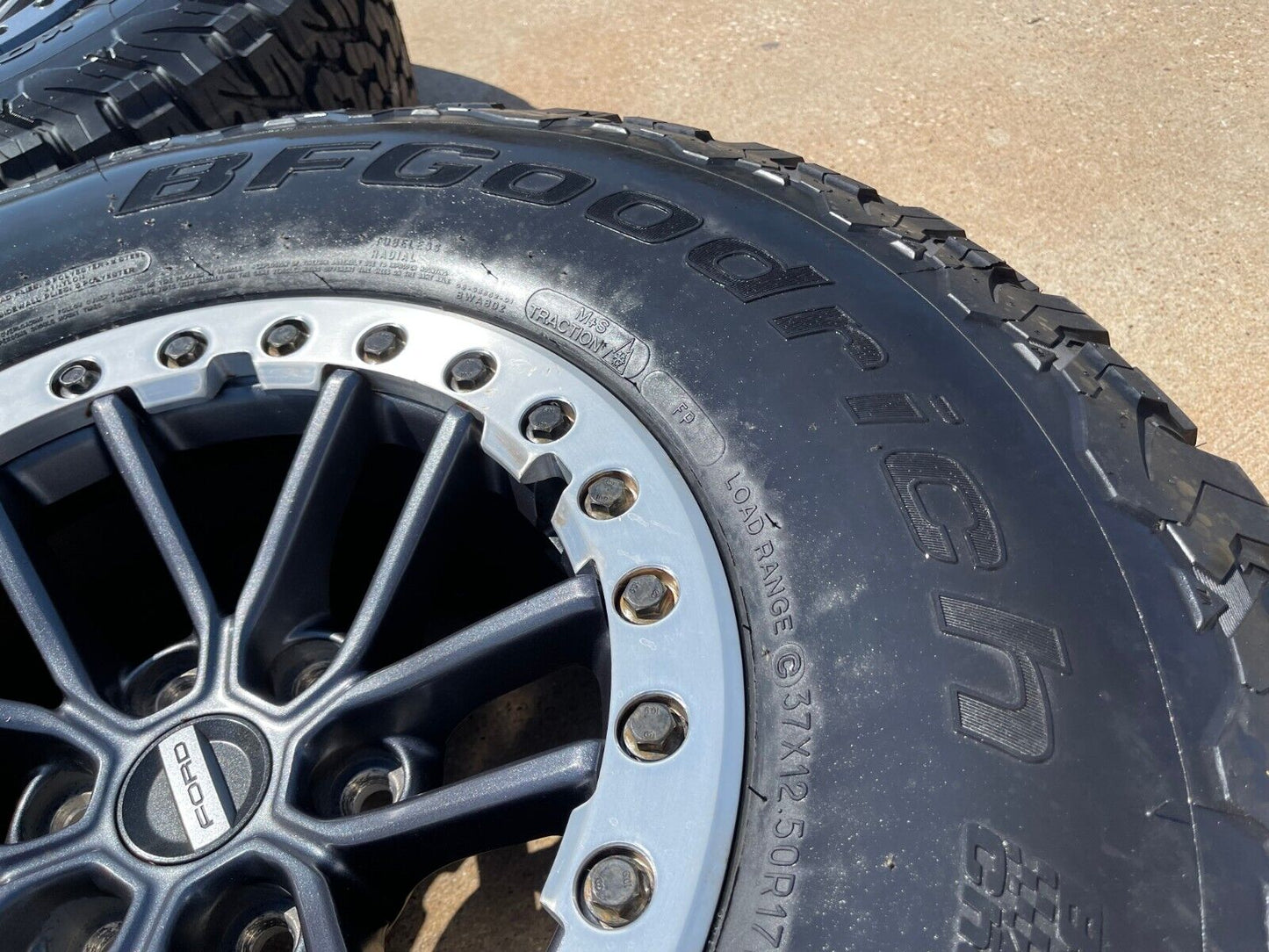 (5) 17" Ford F-150 Raptor OEM rims wheels TRUE BEADLOCK 96450 Expedition BFG 37"