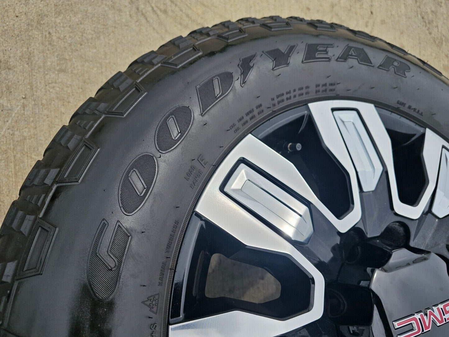 20" GMC Sierra DENALI ULTIMATE 2500 3500 OEM wheels rims 5958 Chevy Silverado