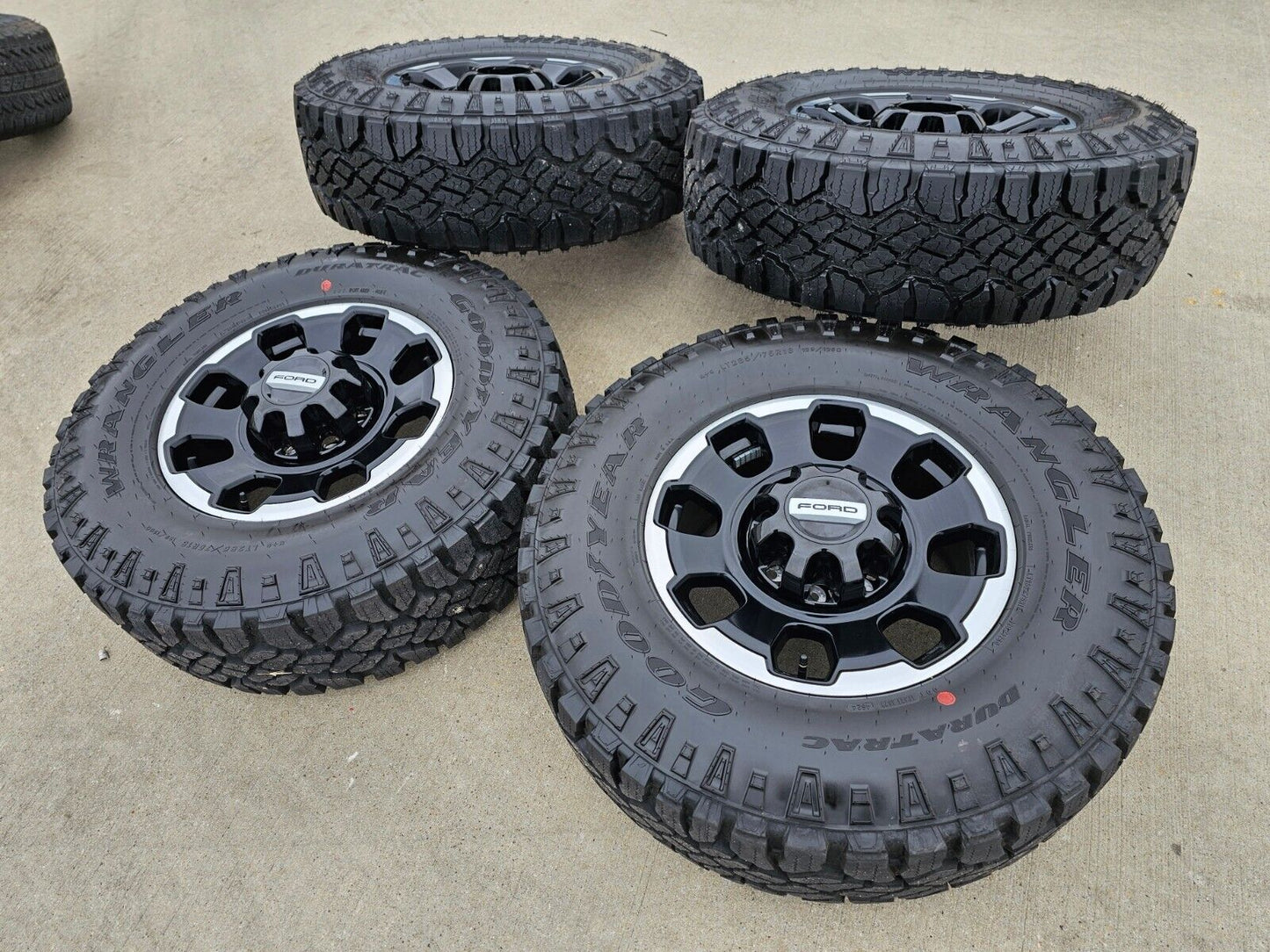 18" Ford F-250 F-350 OEM TREMOR 10482 black rims wheels 2023 2024 2025 NEW
