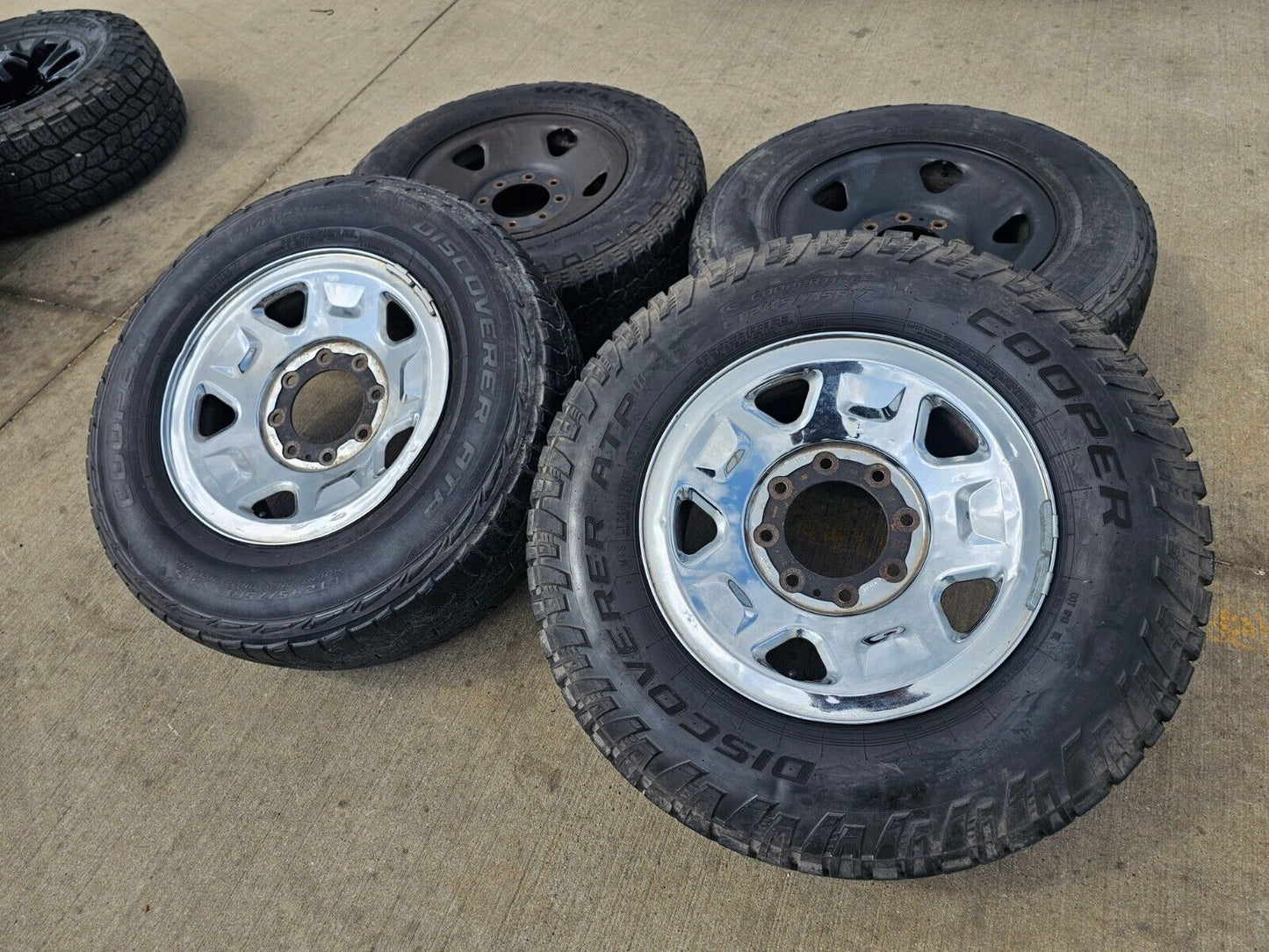 17" Ford F-250 F-350 OEM 3620 3621 wheels rims tires
