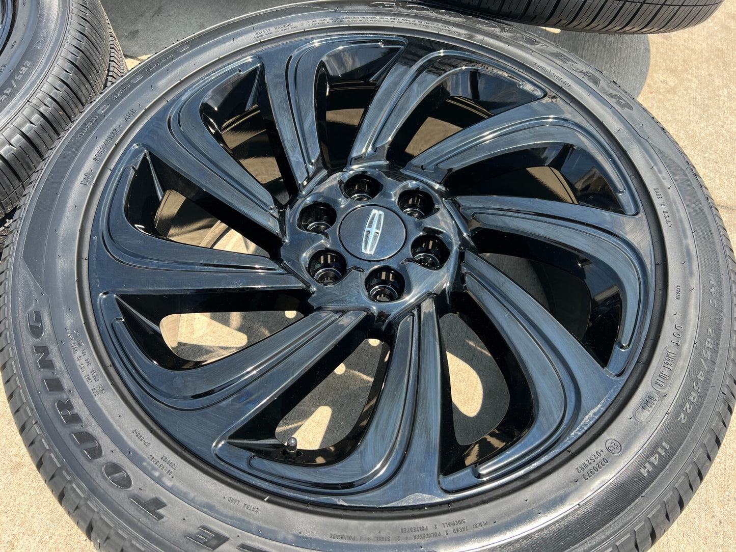 22" Lincoln Navigator OEM rims wheels Black Label tires 10497 2023 2024 2025 NEW