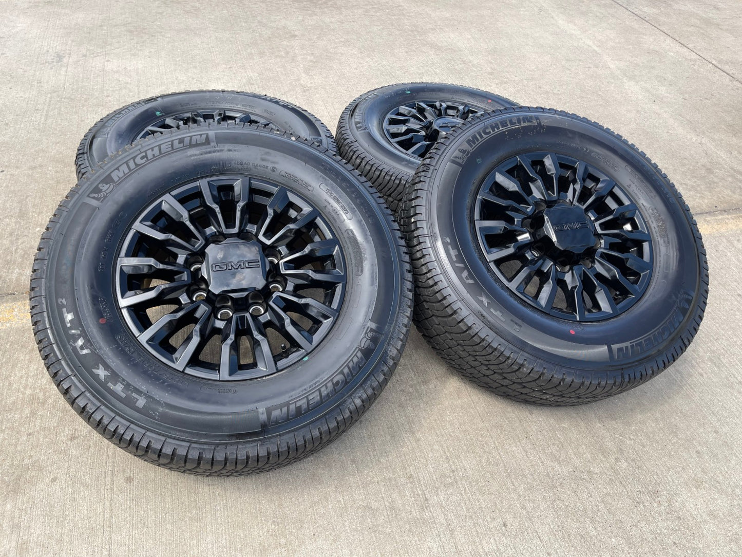 18" Chevy Silverado ALASKAN AT4X 2500 black OEM 14031 wheels rims 2024 2025 NEW