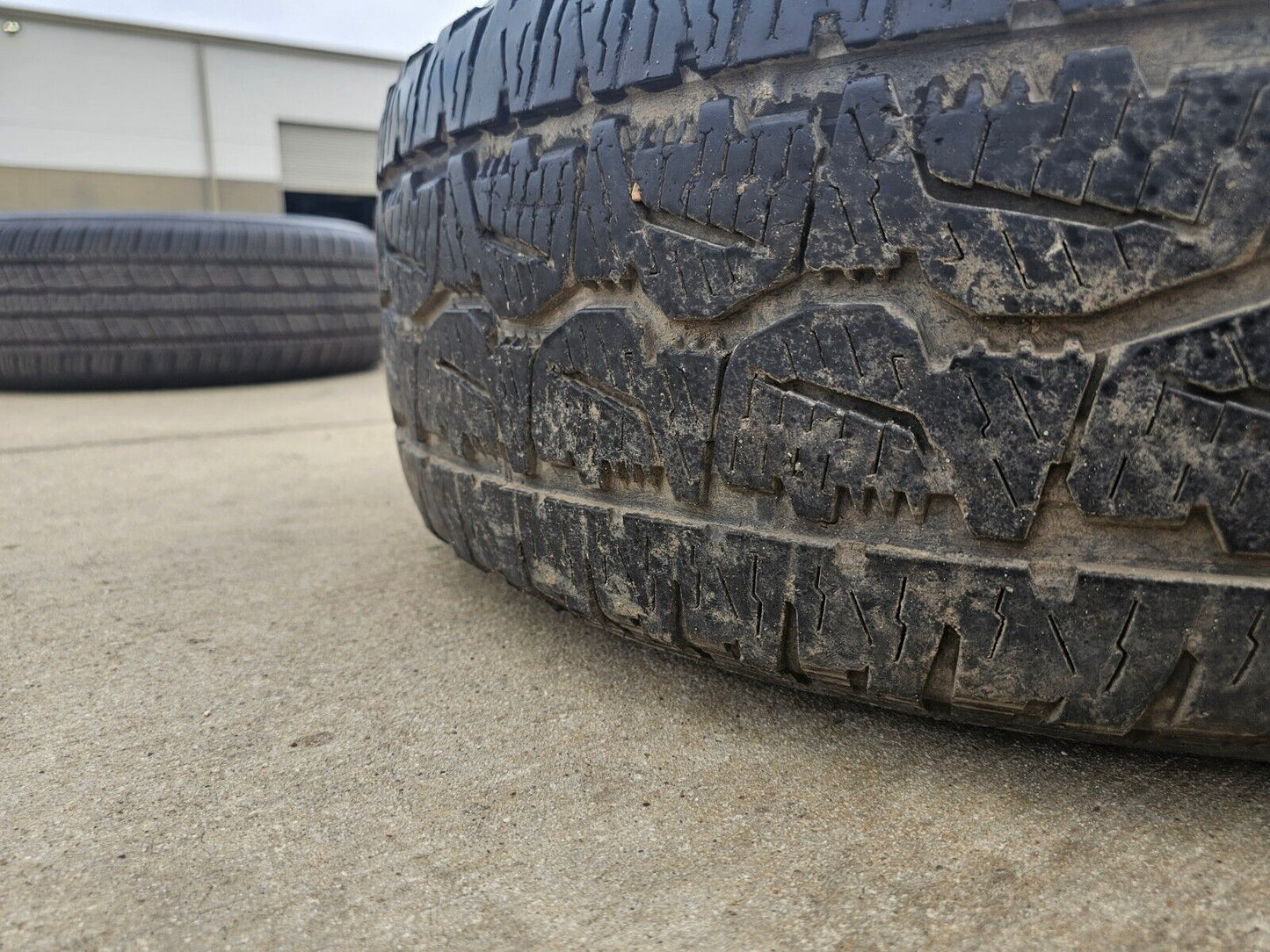 17" Chevy Silverado 1500 Tahoe Sierra OEM 5659 5655 wheel rim tire