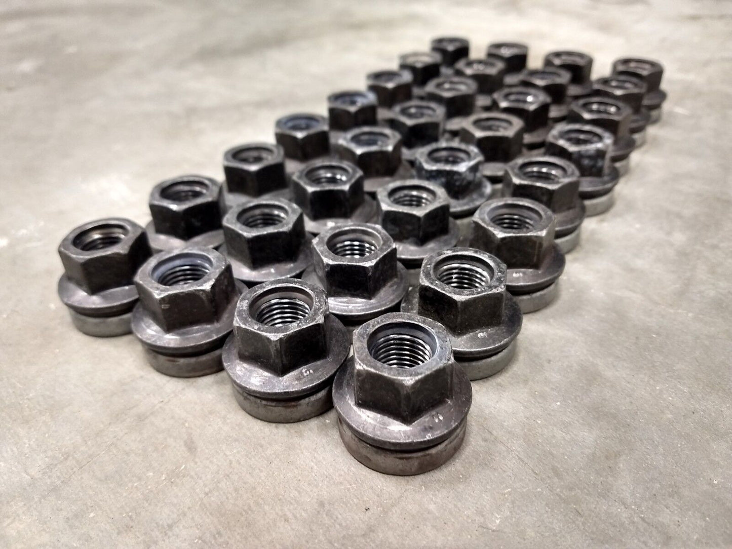 (32) OEM Ford washer lug nuts open end F-250 F-350 OE 14x1.5 2019 2020 2021 2022