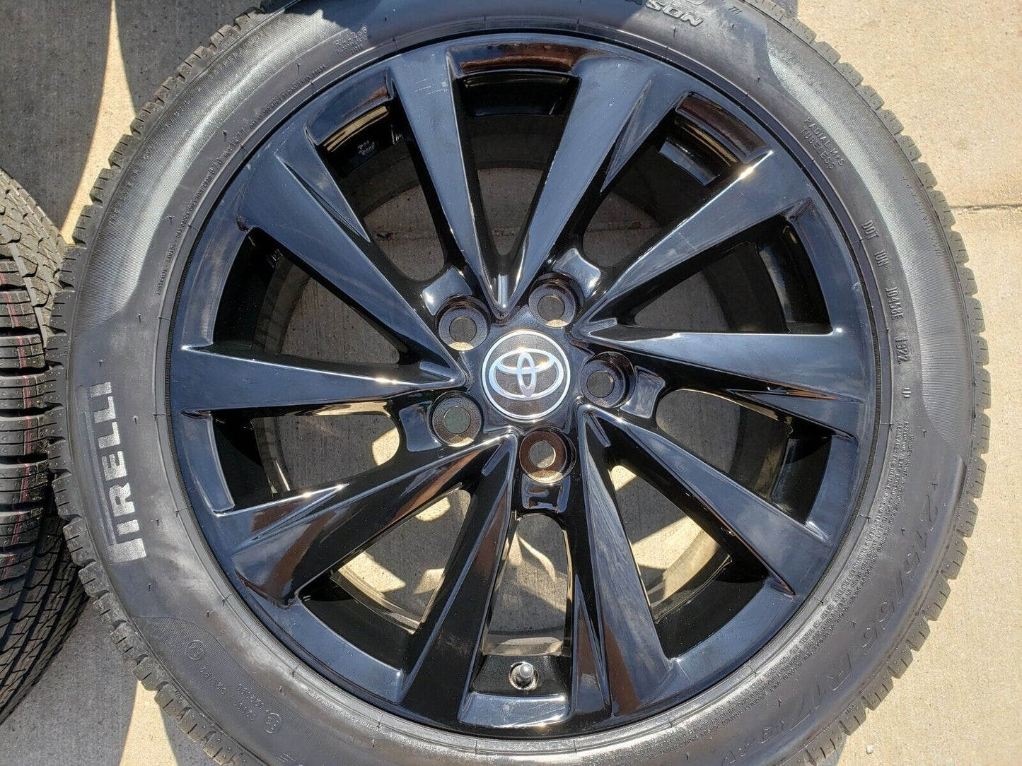 17" Toyota Camry Avalon OEM wheels rims 69137 96992 CHR black 2023 2024 2025 NEW