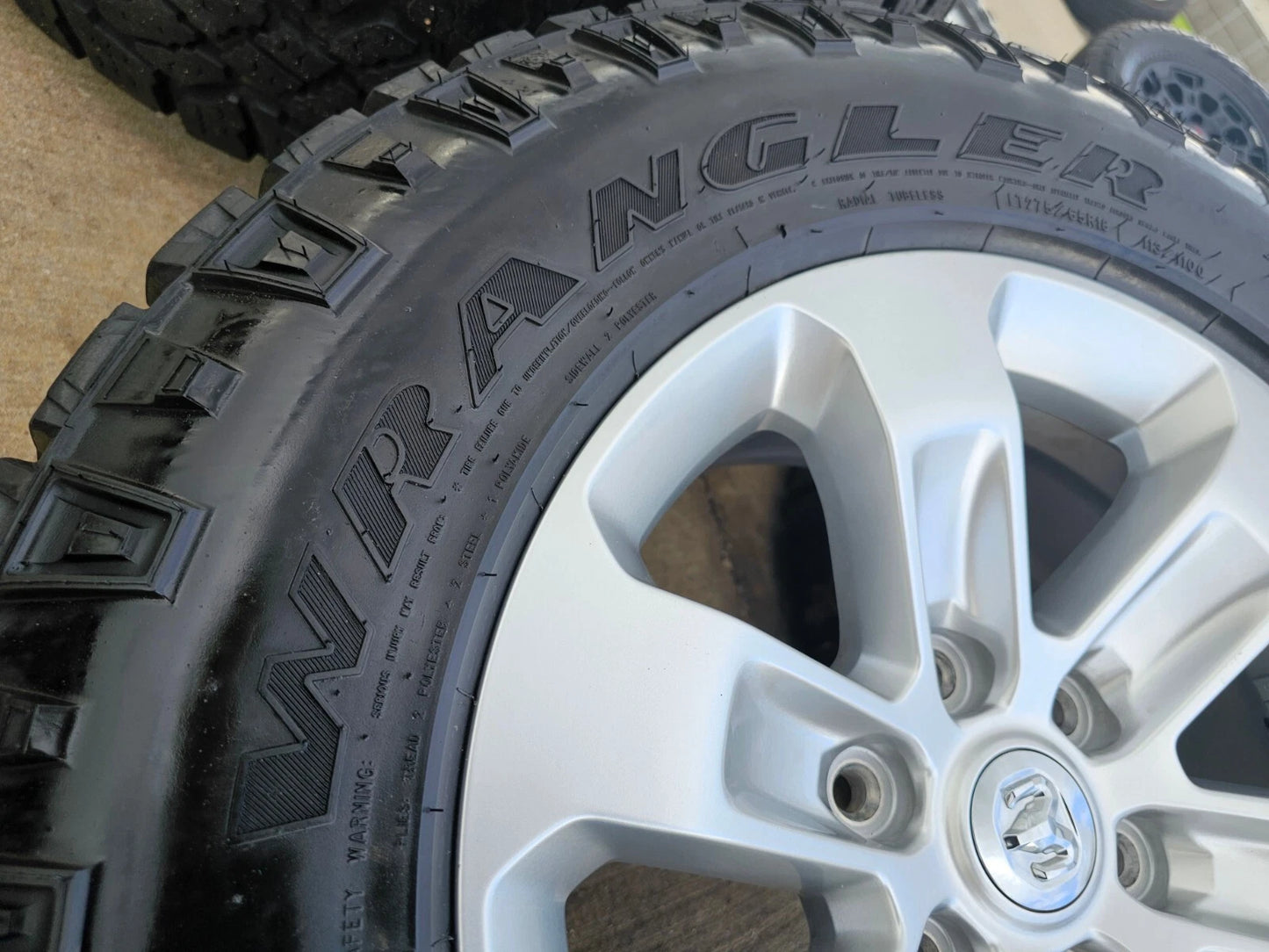 18" Dodge Ram 1500 OEM wheels rims 2672 tires DURATRAC